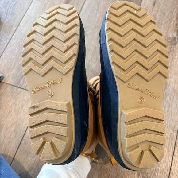 Universal Thread size 8 women's rain and snow boots - Picture 8 of 8